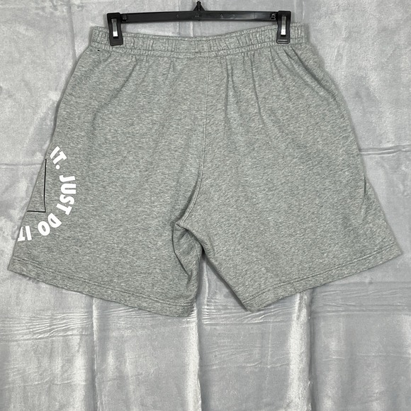 Nike Fleece Shorts Mens XL Light Grey Just Do It Side Check Active Gym Leisure - Picture 6 of 9